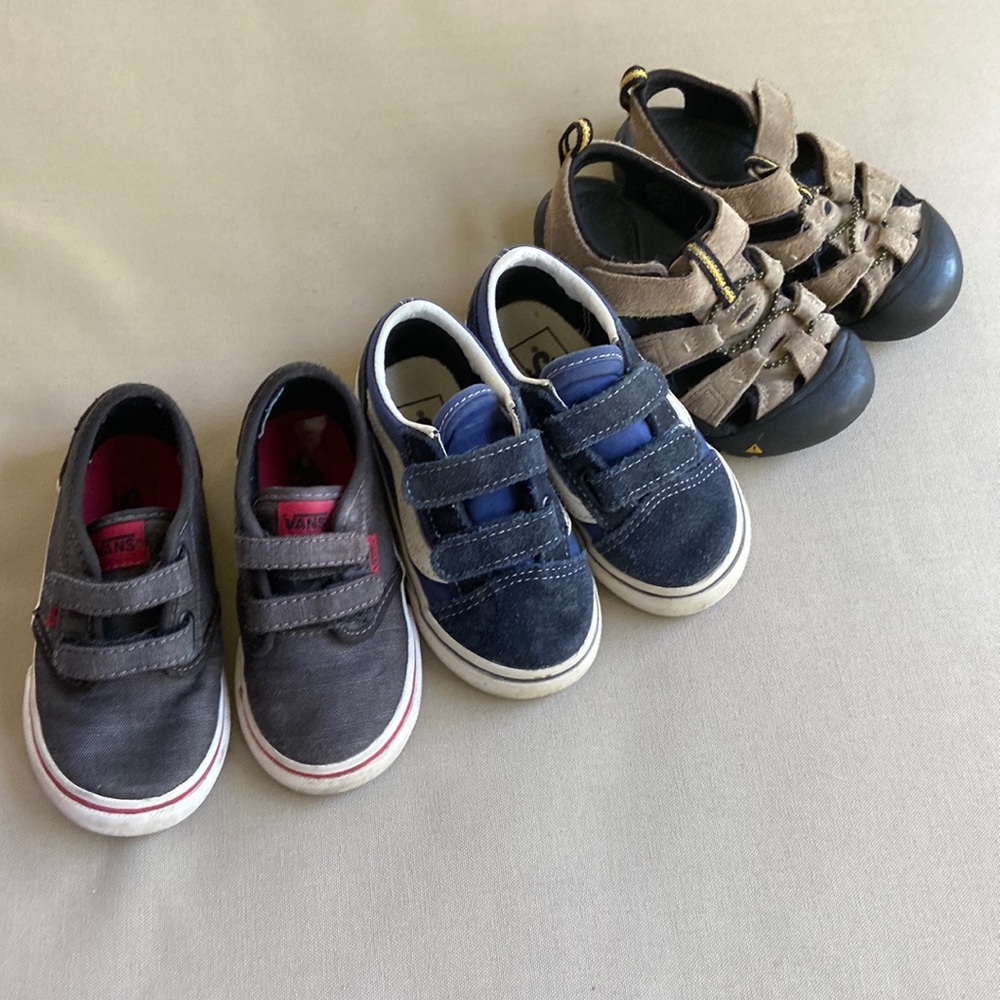 Boys Toddler Shoes Size 7 Lot - Vans and Keen